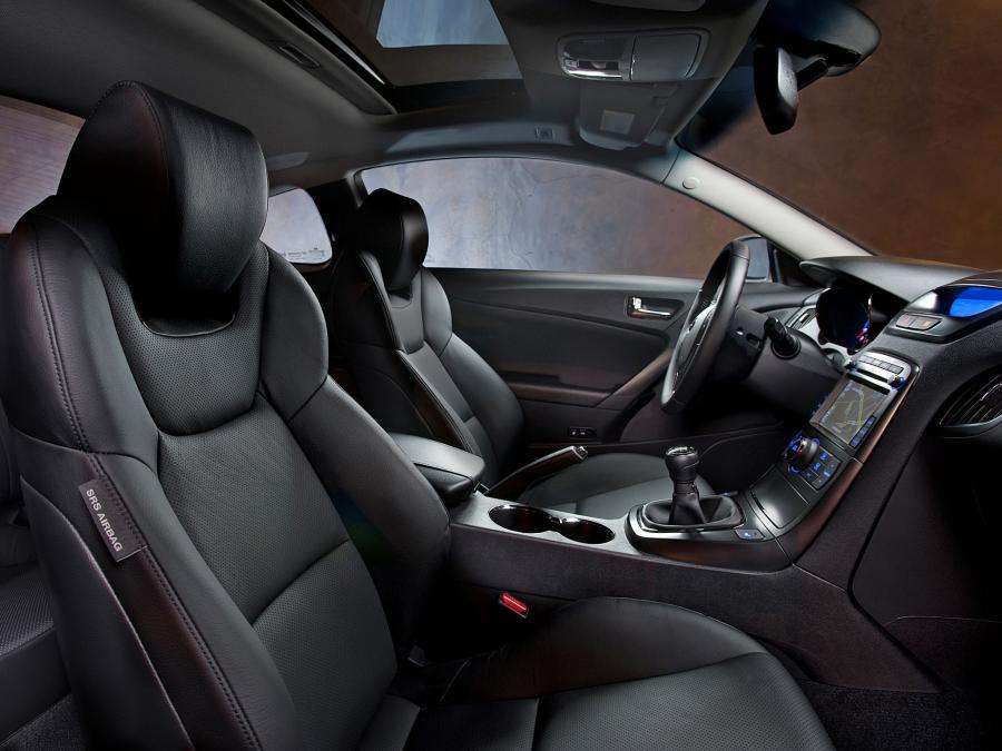  Hyundai Genesis Coupe R-Spec 2009 года  (фото 27 из 36)